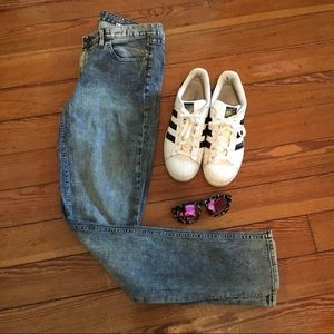 Light Acid Wash Madewell Skinny “37s” Jeans